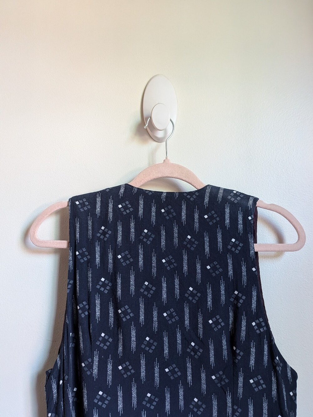 VINTAGE Navy White Sleeveless Minimalist Patterned Button-Front Vest Size Medium - Picture 7 of 12